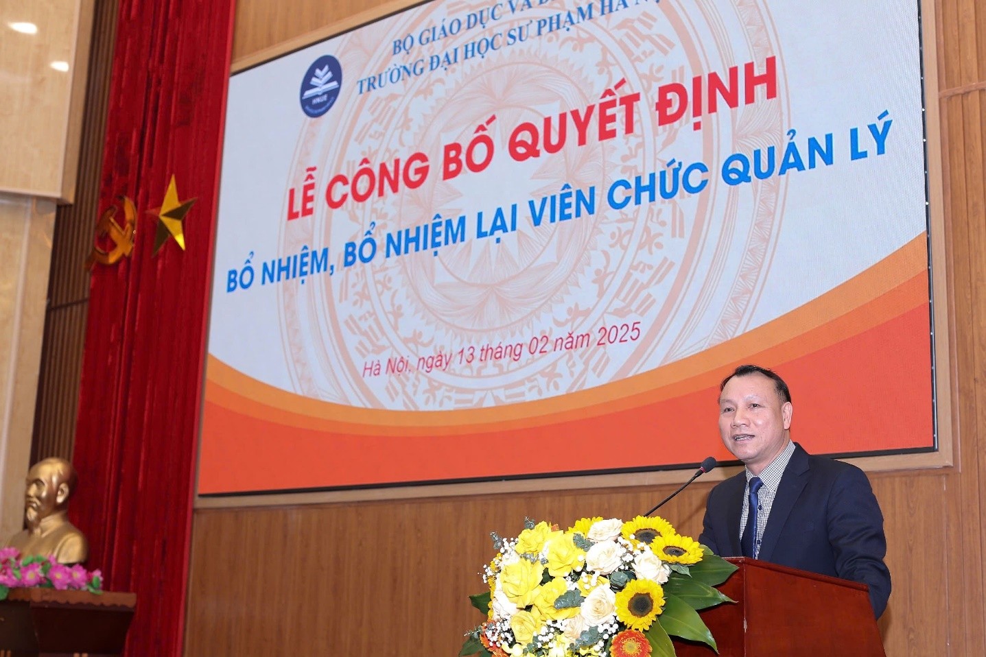 PGS.TS. Nguyễn Đức Sơn – Hiệu trưởng Nhà trường phát biểu giao nhiệm vụ PGS.TS. Nguyễn Đức Sơn – Hiệu trưởng Nhà trường phát biểu giao nhiệm vụ